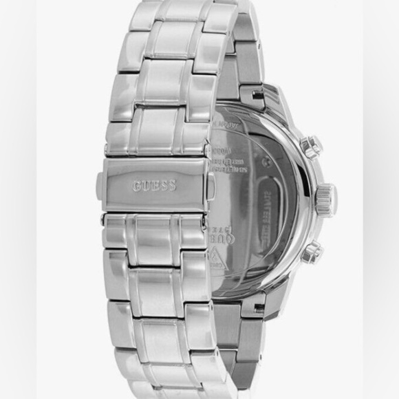 GUESS Women\'s Sunrise Stainless Steel 40mm Watch W0330L3
